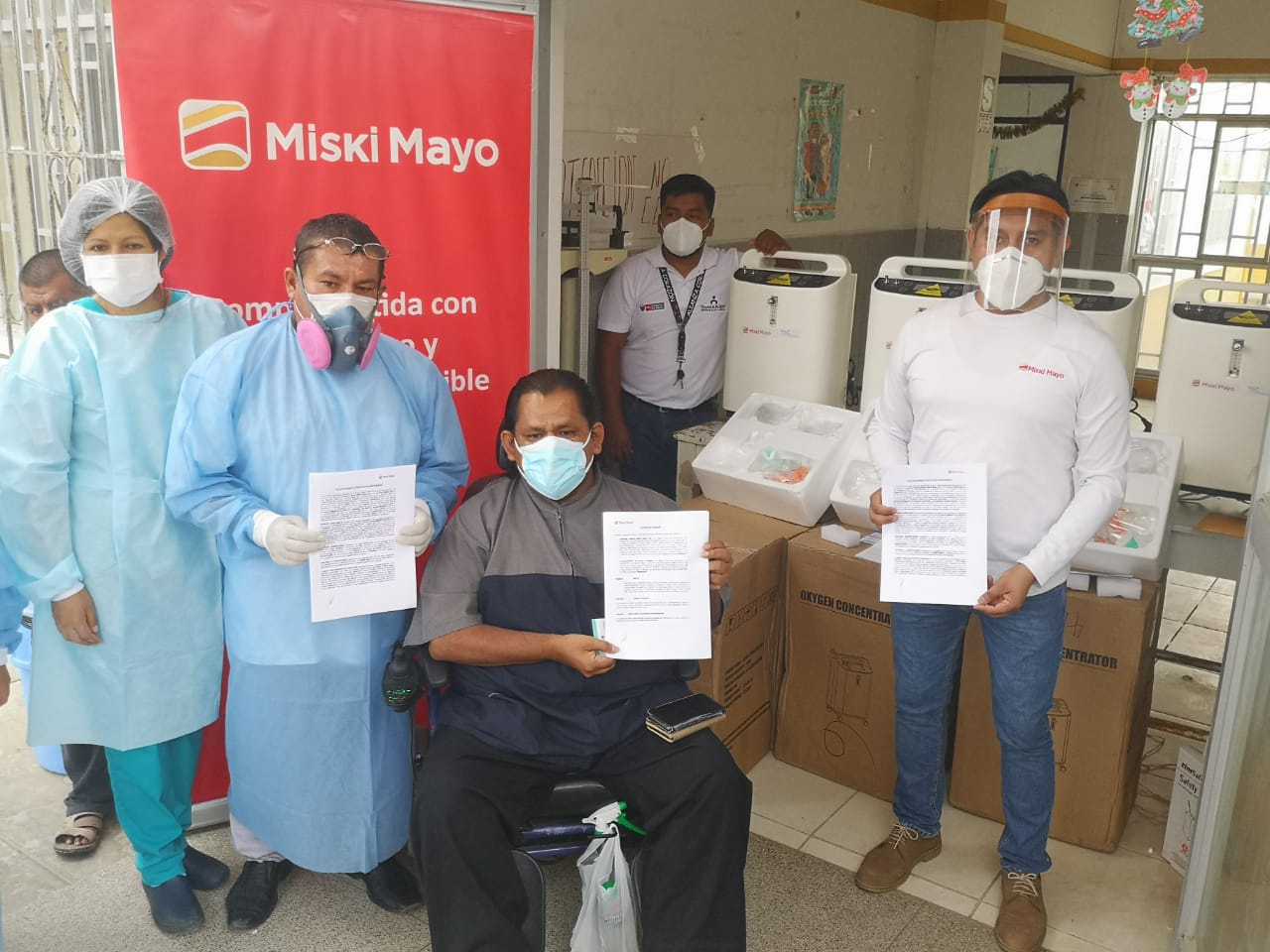 Miski Mayo dona concentradores de oxígeno a Bernal y Vice, en Sechura