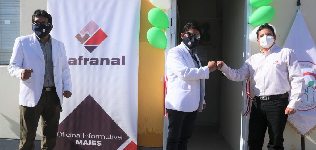 Proyecto Zafranal implementó laboratorio de farmacotecnia en Majes