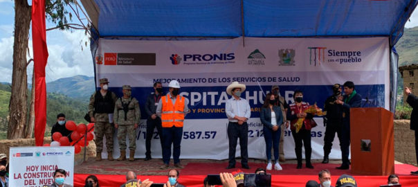 Presidente Pedro Castillo inicia construcción de Hospital Huari