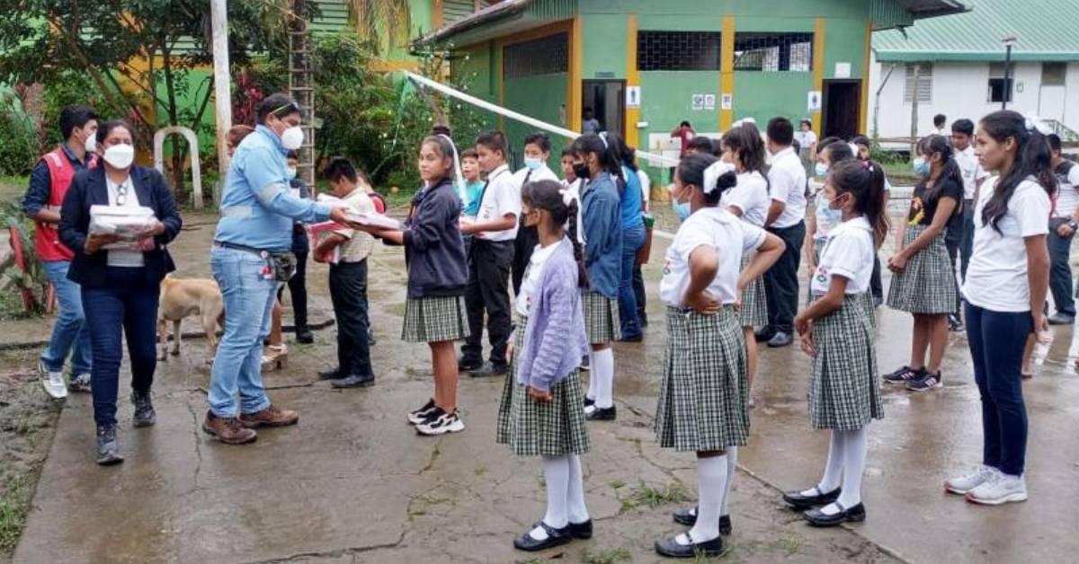 Petroperú beneficia a escolares