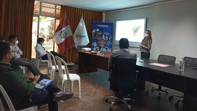 Ingemmet capacita en Piura