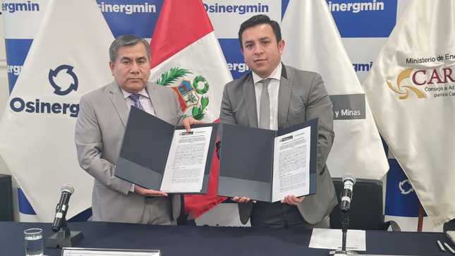 Osinergmin y Carelec firman convenio para fortalecer especialización de profesionales en el sector eléctrico