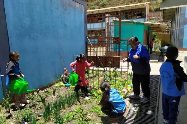 Semana de la Educación Ambiental Antamina y ANIA impulsan la creación de nuevos jardines en 27 colegios en Huari y Huarmey