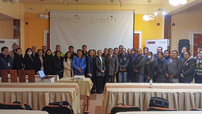 MINEM capacita a operadores de justicia en temas sobre formalización minera y minería ilegal en Puno