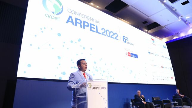 MINEM fomenta relanzamiento de industria petrolera y masificación del gas natural