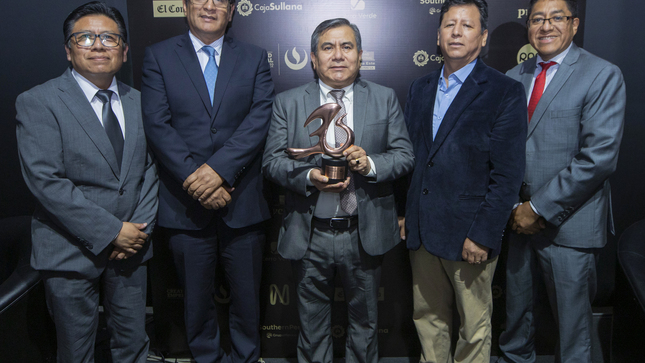 Osinergmin fue reconocido con el Premio Creatividad Empresarial por usar Inteligencia Artificial para reducir desconexiones eléctricas