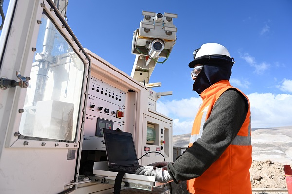 Quellaveco usa radares, imágenes satelitales y estación robotizada para monitorear estabilidad de taludes