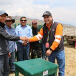 Las Bambas entrega mobiliario escolar a la comunidad Palcca Picosayhuas distrito de Progreso, Apurímac