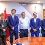 MINEM suscribe convenios para iniciar construcción de nuevas redes de gas natural en 9 regiones del país