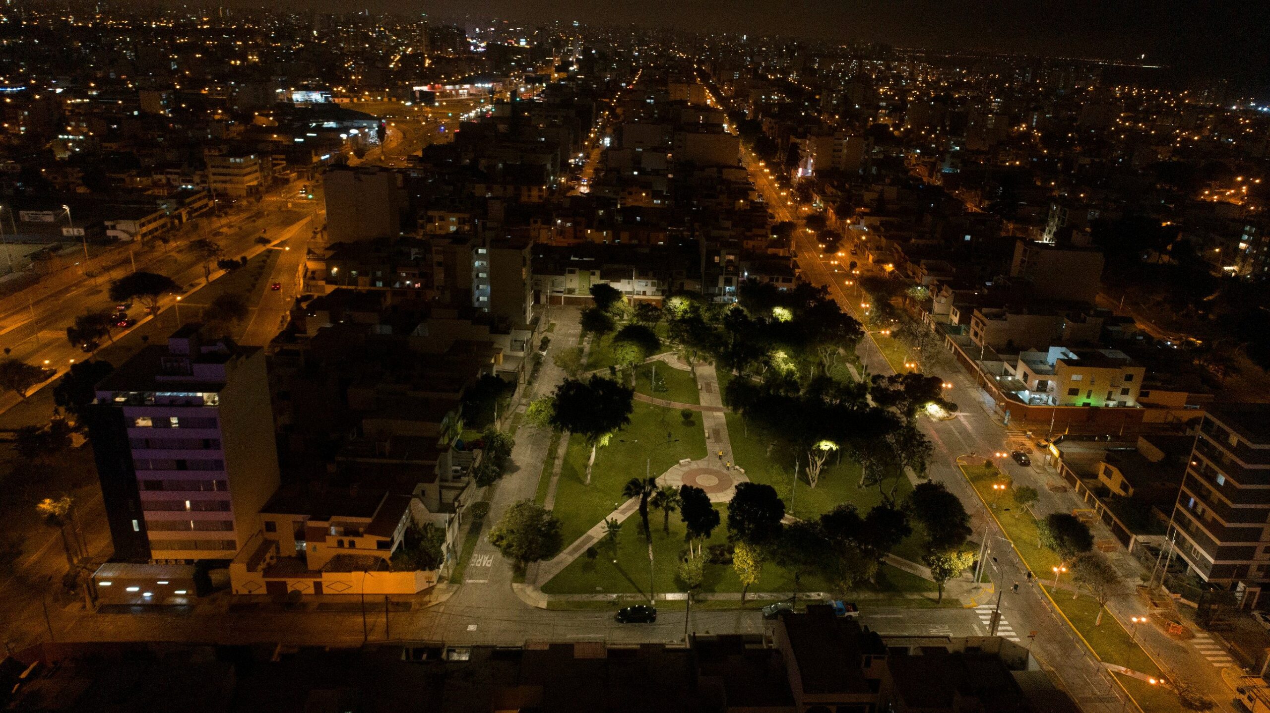 Municipalidad distrital de San Miguel y Enel X continuarán modernizando el alumbrado público del distrito