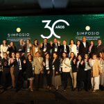 12-Equipo-SNMPE-en-el-SIMPOSIO-Esta-va-si-o-si-al-final