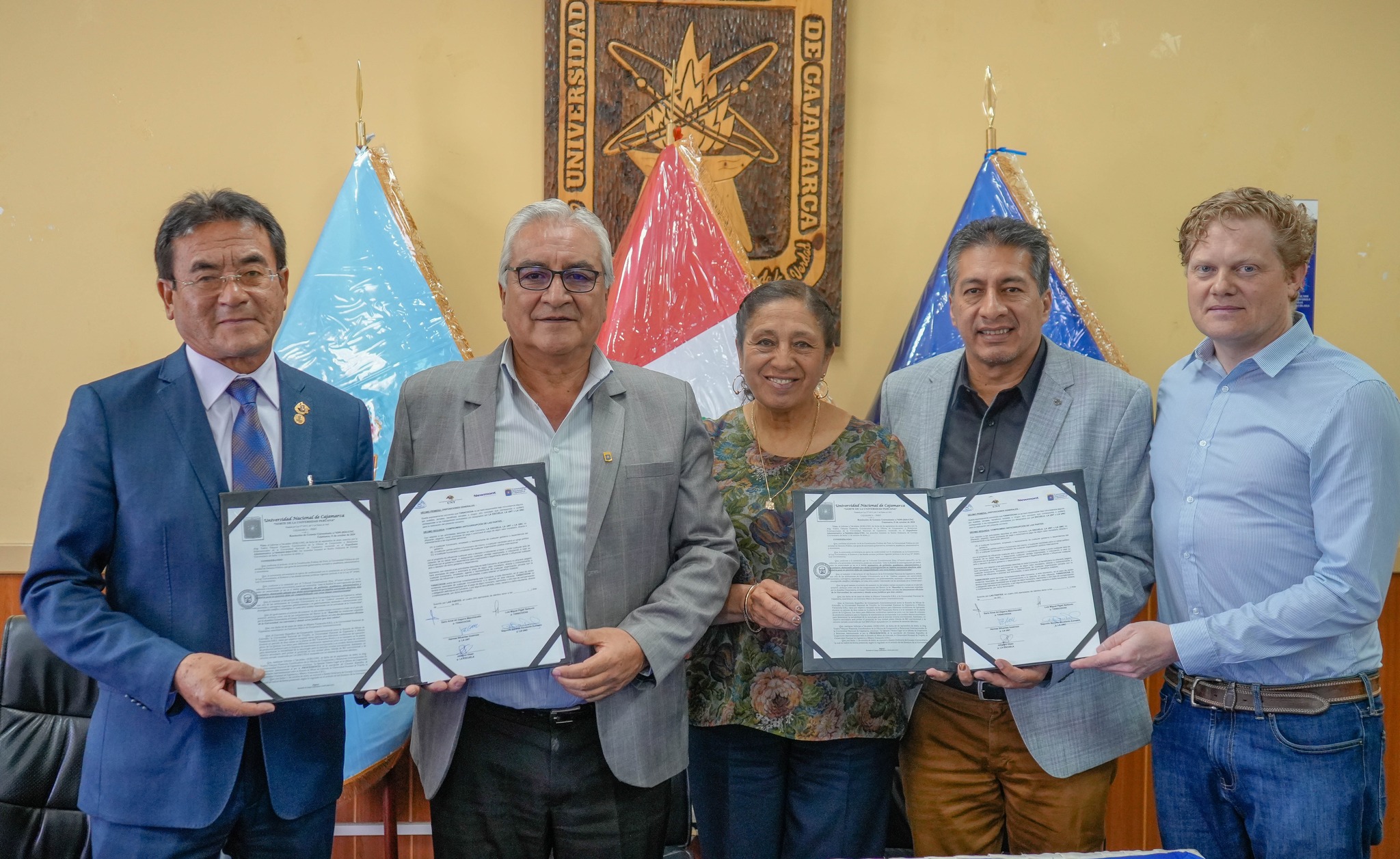 Convenio con la Universidad Nacional de Cajamarca