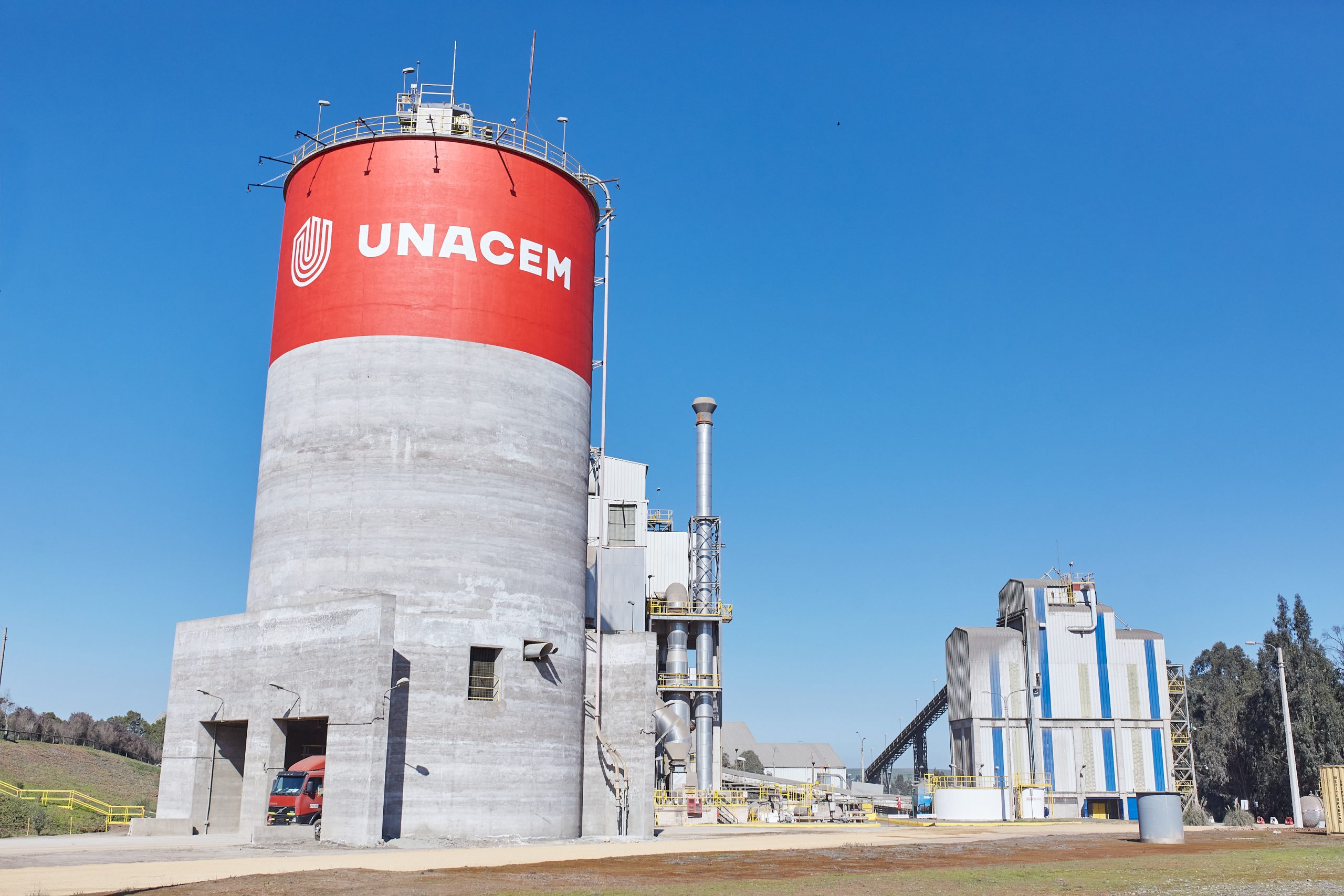 UNACEM