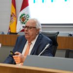 Julio Velarde en el foro de inPerú