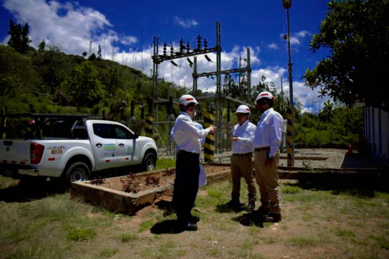 Obras de electricidad en Caraz