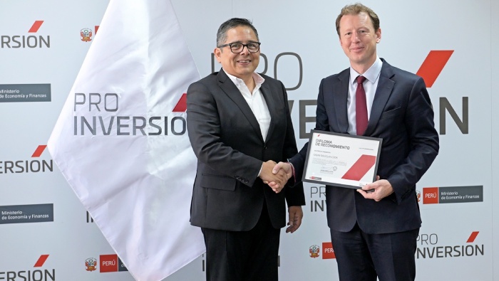 Gavin Cook y ProInversión