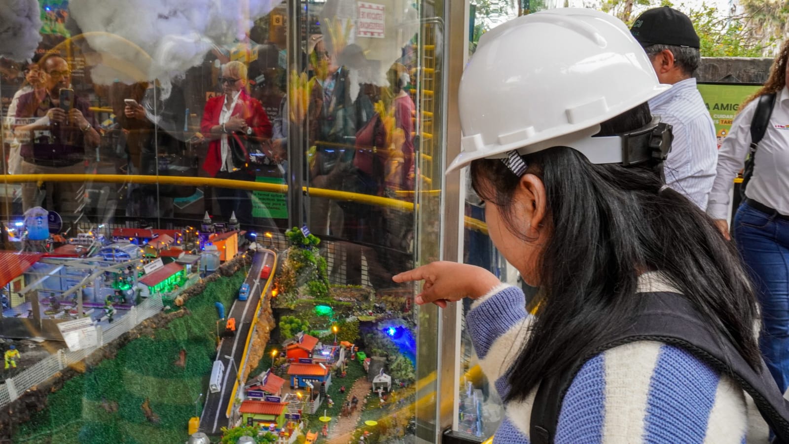 MIna modelo en el Parque de las Leyendas