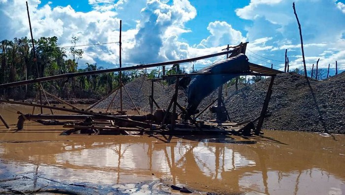 Mil operativos contra la minería ilegal