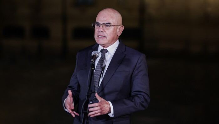 Ernesto Álvarez, premier