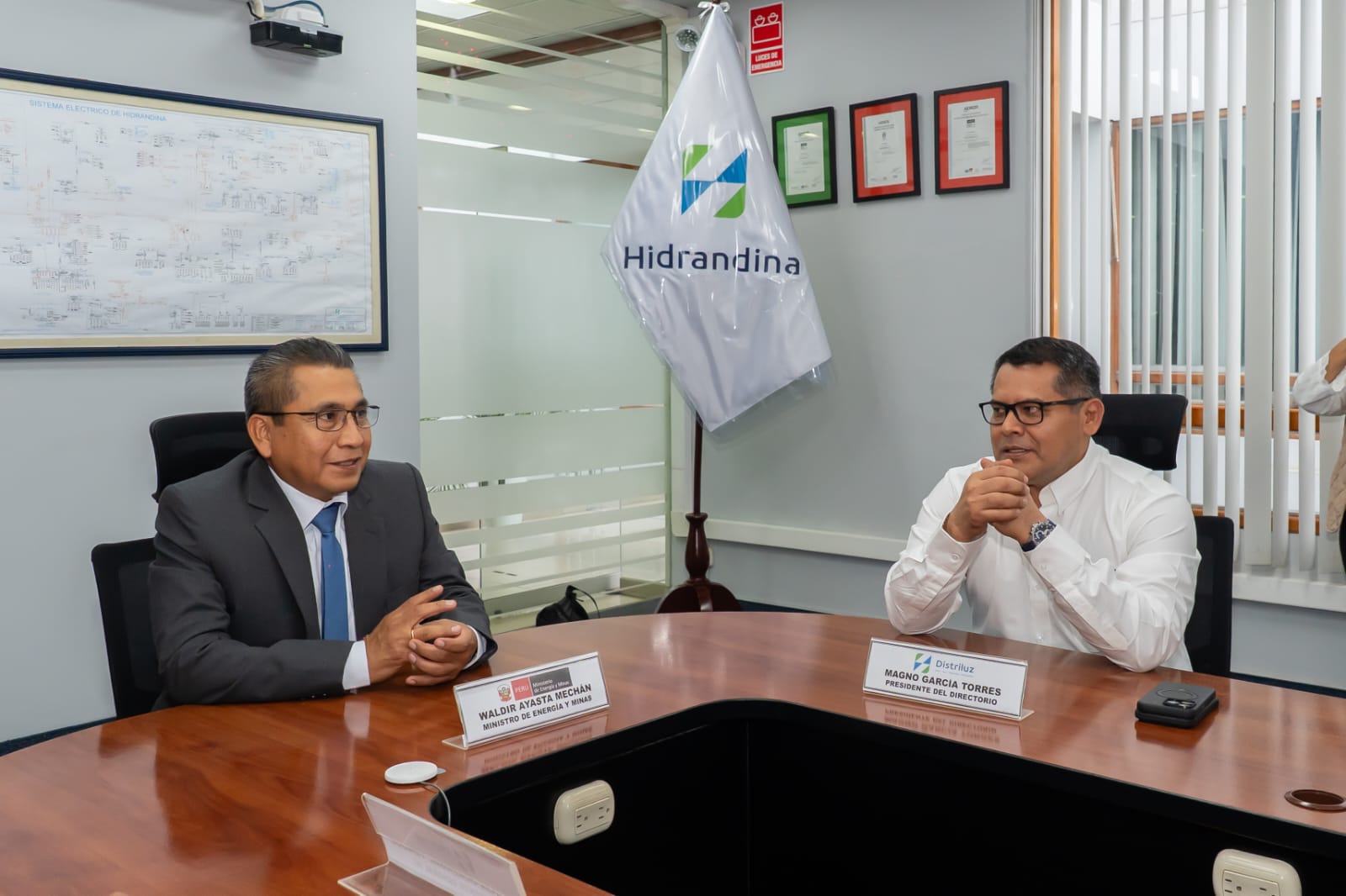 Visita a Hidrandina
