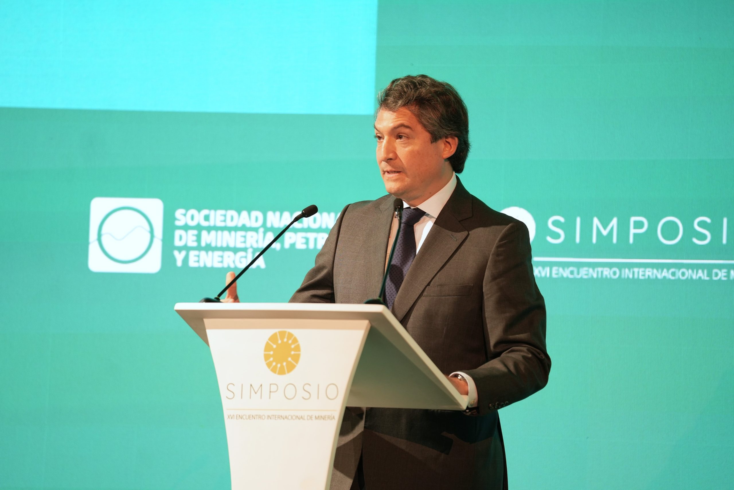 Siego Ortega en el SIMPOSIO