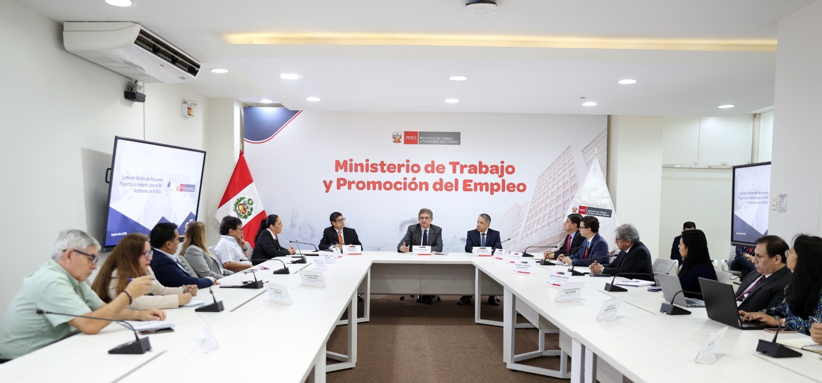 Ministerio de Trabajo convoca