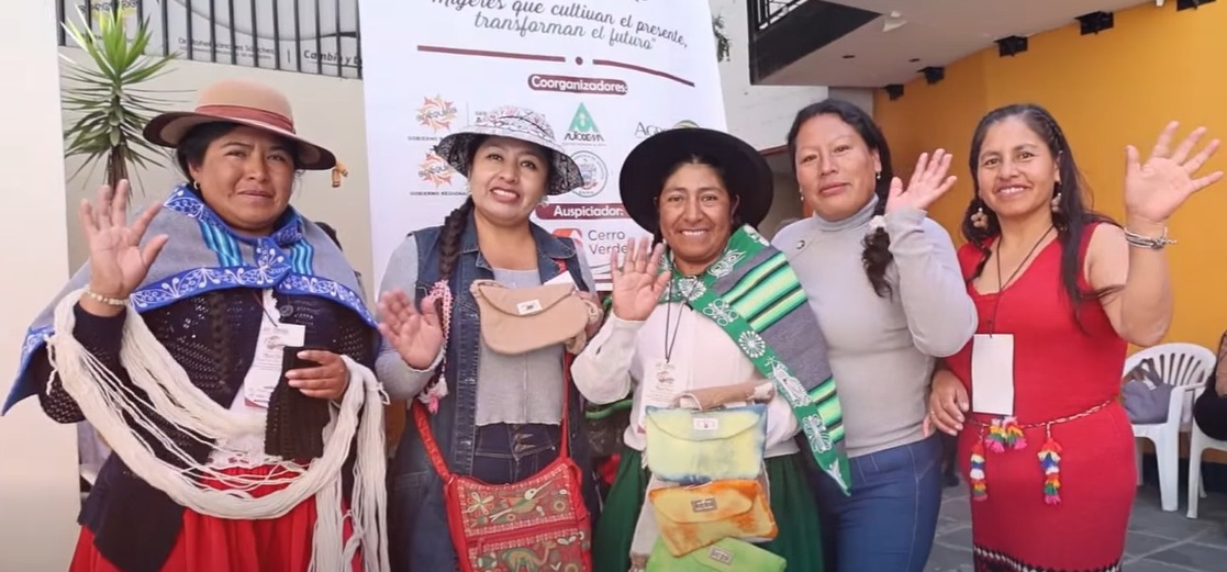 Apoyando la fibra de alpaca