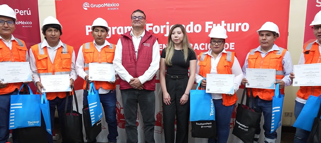 Jóvenes se capacitan