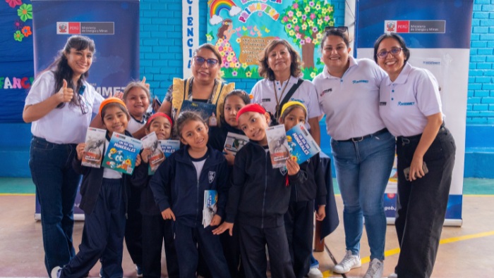 Para niños y niñas